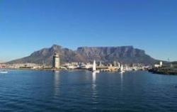 Kapstadt mit Hafen   Tafelberg